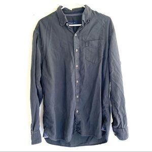 Tommy Bahama Button down shirt L